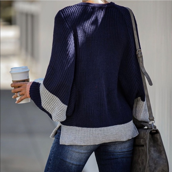 Accepting Offers🌷Colorblock Dolman Sleeve Sweater - Picture 2 of 8